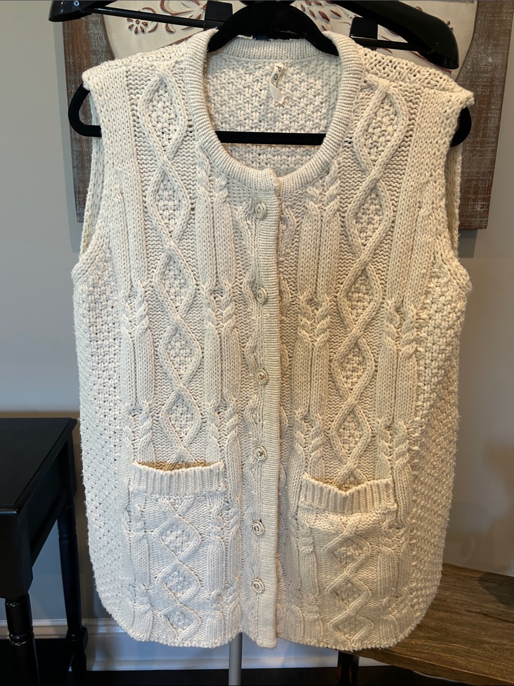 POL Cream Cable Knit Sleeveless Cardigan Vest or Tunic! size Small